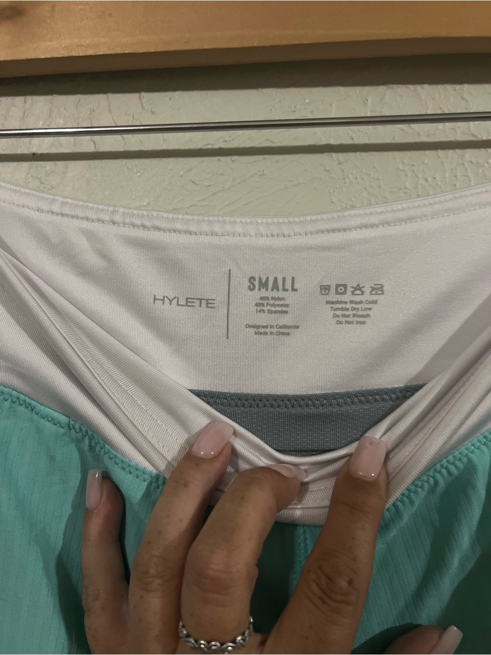 Hylete Mint Athletic Shorts with White Waistband and grey Liner size Small - Picture 3 of 5